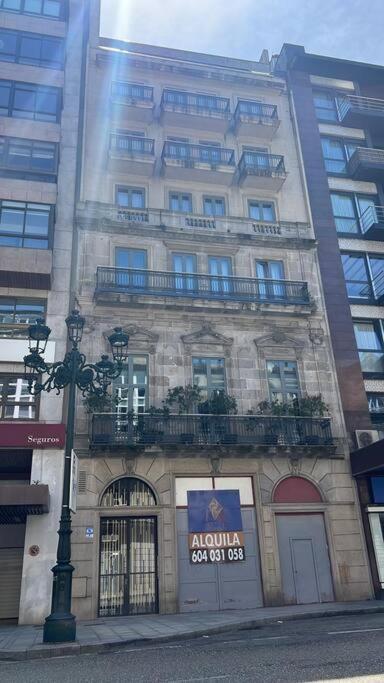 Central Suites Poli Sanz 比戈 外观 照片